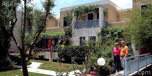 Pearl Beach Hotel 5